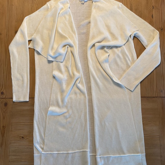 Kensie long open front cardigan light weight. 
Size large .
Length: 37” - Picture 3 of 7